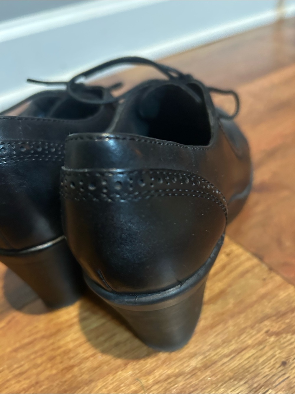 Clarks Black Lace Up Melrose Oxford Heel - Picture 10 of 12